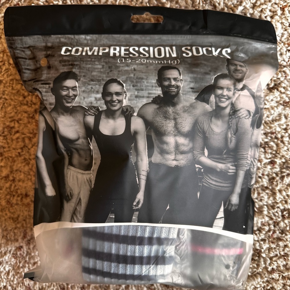 Compression Socks Size S/M - Picture 2 of 2